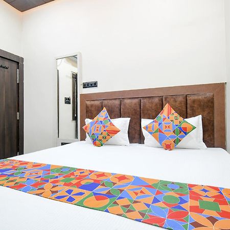 Fabhotel Shiva Grand Uddzsaín Kültér fotó